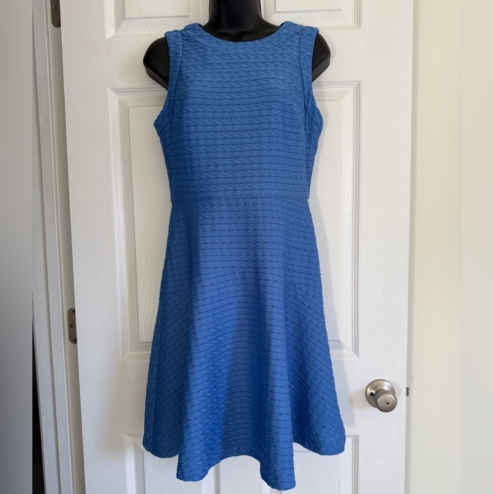 Donna Morgan Blue Textured Sleeveless Dress Fit & Flare Size 4 Wedding Cocktail
